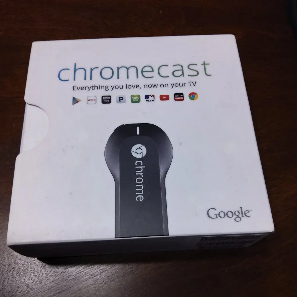 Google Chromecast (1st Generation) Streaming Media Player